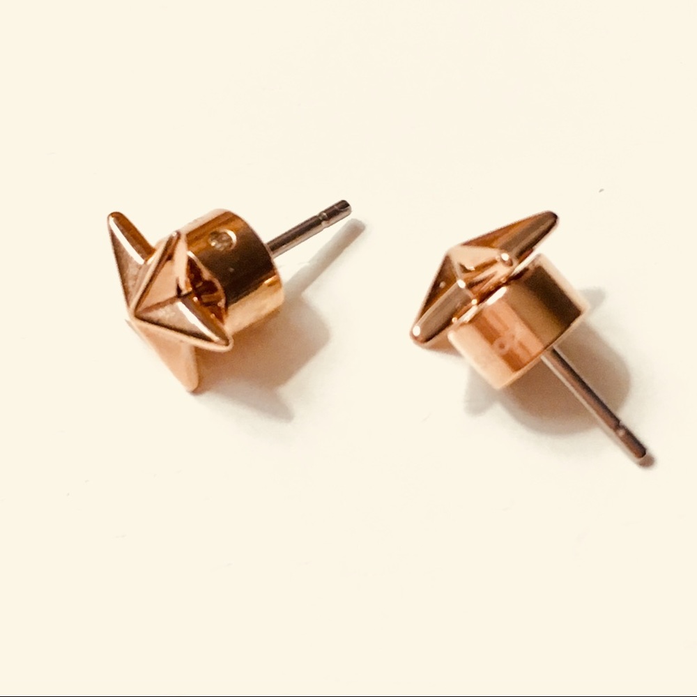 MK Star Earrings in Rose Gold